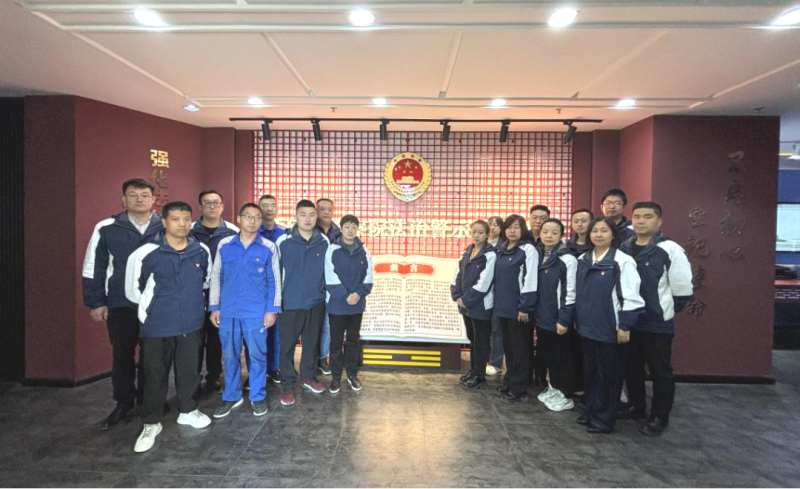 汽貿(mào)公司黨支部開展 &ldquo;強化作風(fēng)建設(shè)  筑牢紀律防線&rdquo; &mdash;&mdash;深入貫徹中央八項規(guī)定精神學(xué)習(xí)教育主題黨日活動