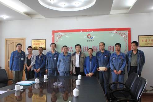 青海物產(chǎn)集團黨委開展慶祝建黨95周年，走訪慰問